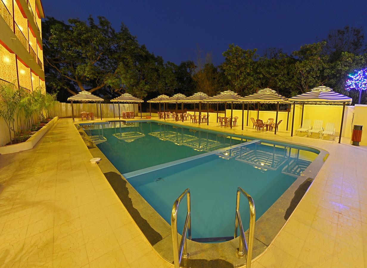 Hotel Grand Goa Exotica Guirim Esterno foto
